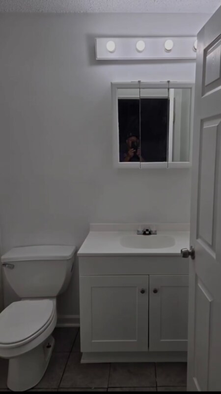 Building Photo - 2182 Gardere Ln