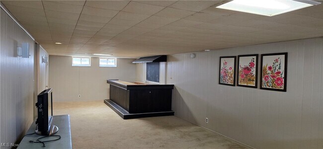 Building Photo - 3691 Higley Rd