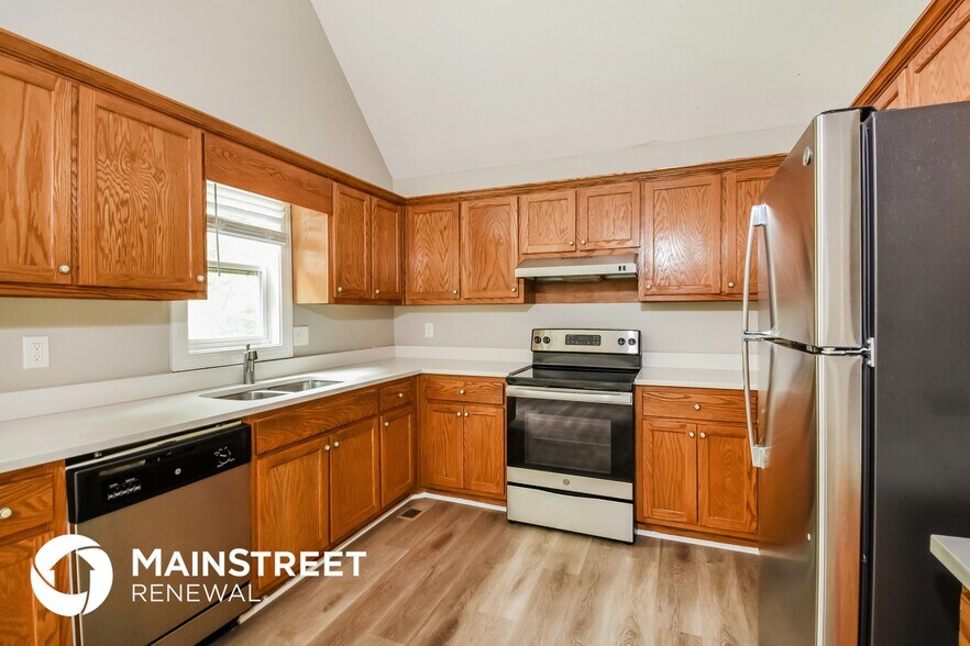 Building Photo - 45 Indian Hills Dr