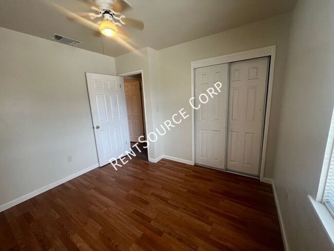 Building Photo - 36854 Hayward Ave