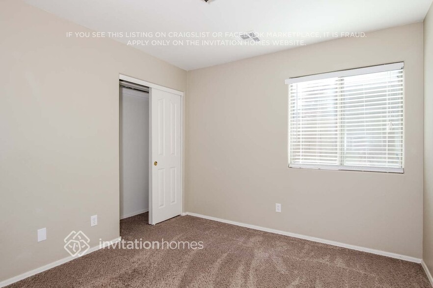 Building Photo - 18221 W Mission Ln