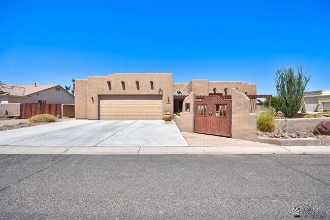 Building Photo - Custom pool/spa home for rent