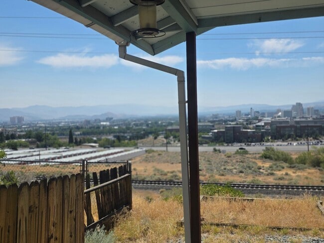 Building Photo - 774 Diogenes Dr