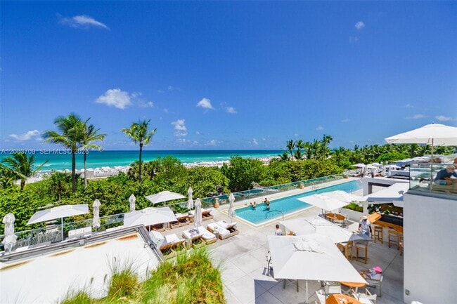 Building Photo - 2301 Collins Ave