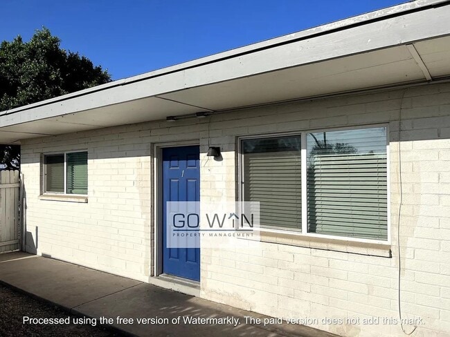 Building Photo - 6645 West Myrtle Ave