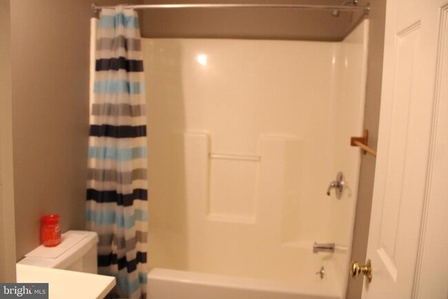 Building Photo - 130 N Mill St