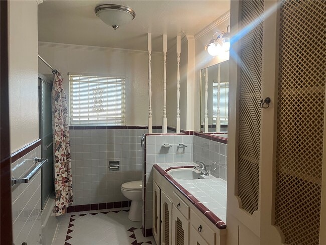 Building Photo - 3715 Latma Dr