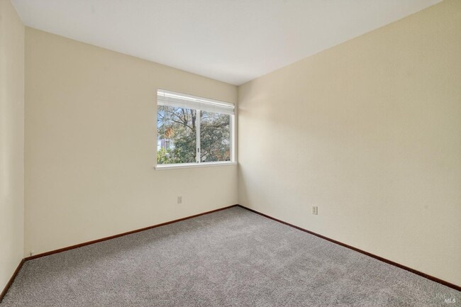 Building Photo - 206 Bridgewater Cir