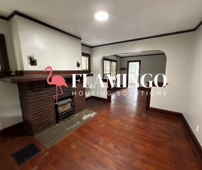 Building Photo - Cozy 2-Bedroom Home with Central Air in Dayton’s Gem City