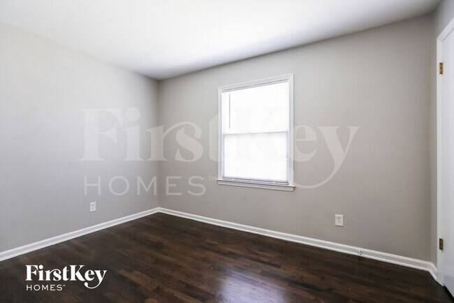 Building Photo - 10001 Connell Drive