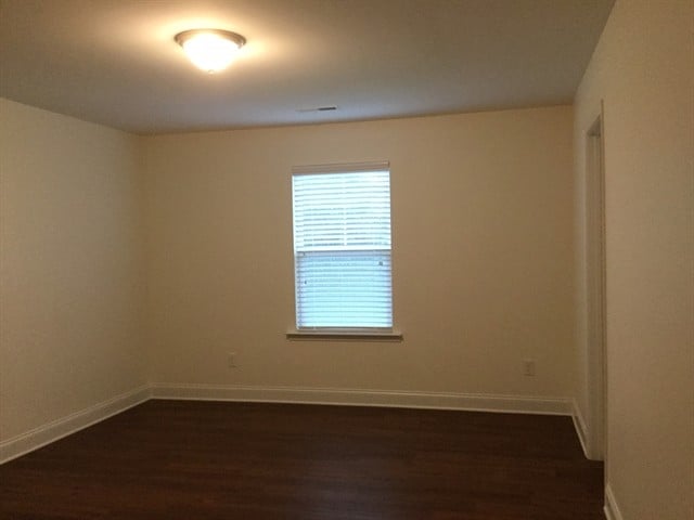 Building Photo - 3021 Greenmont Cir