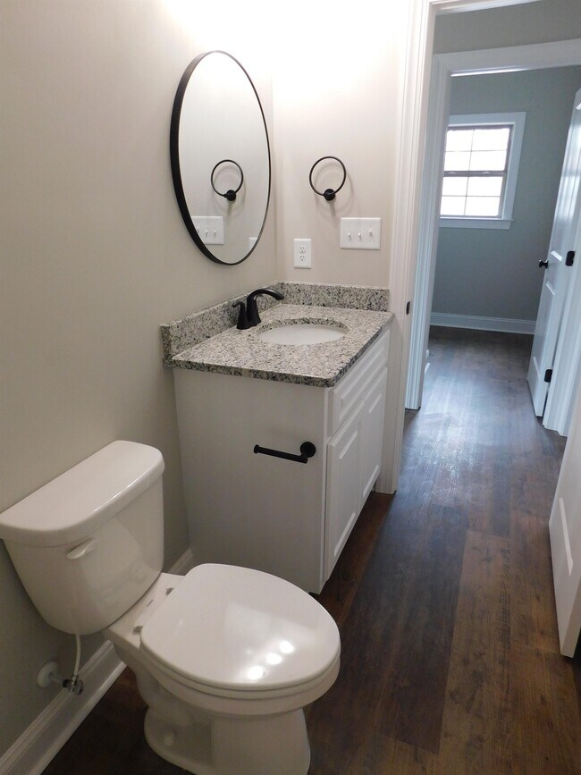 Building Photo - 891 Forehand Rd