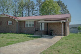 Building Photo - 3 bedroom/ 2 bathroom rental in Cullman Ci...