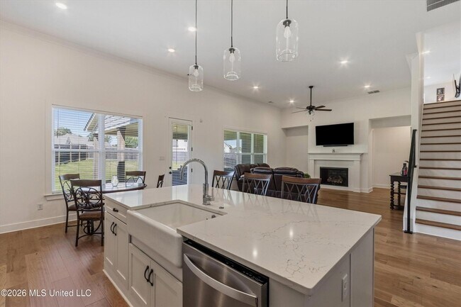 Building Photo - 13738 River Grove Ln