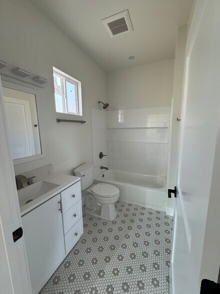 Bathroom 2 - 82 W 49th St