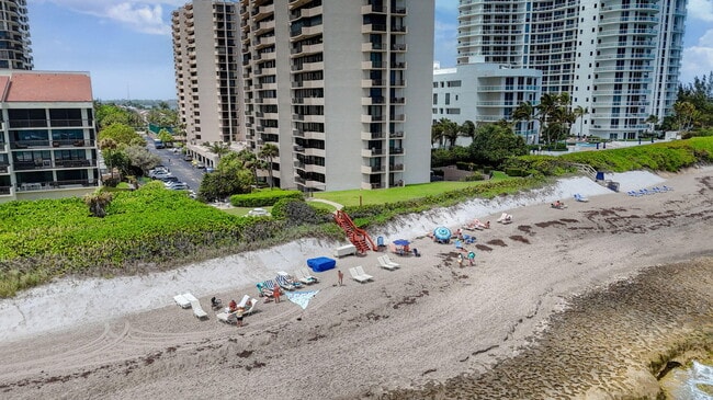 Building Photo - 4200 N Ocean Dr