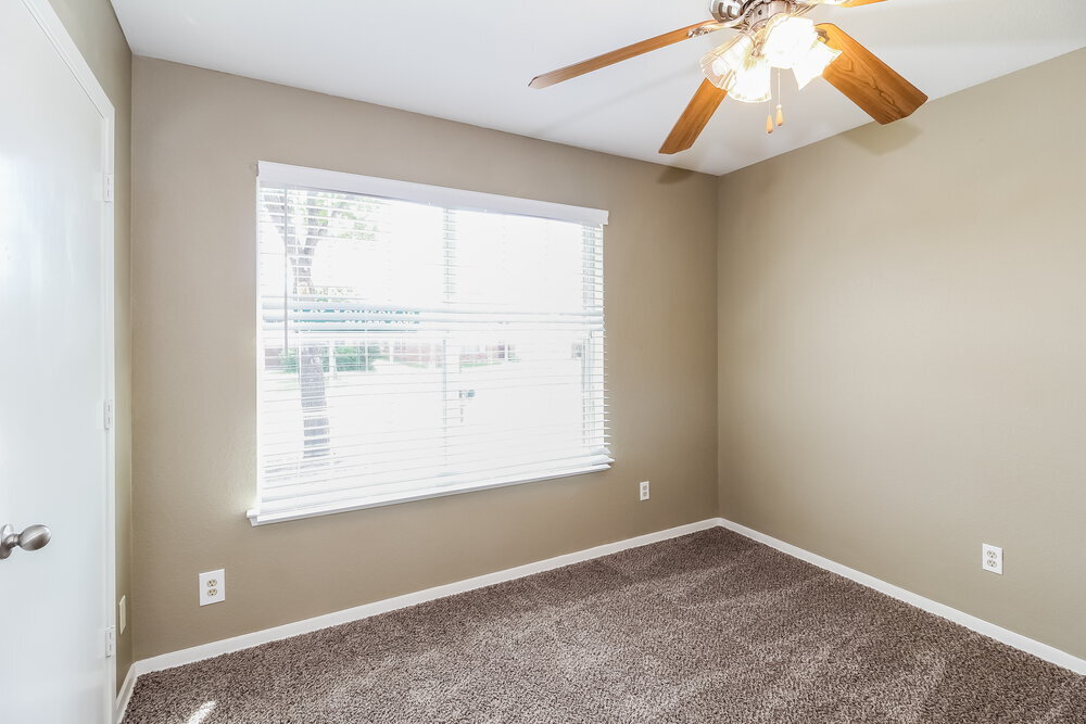 Building Photo - 408 Joyce Way