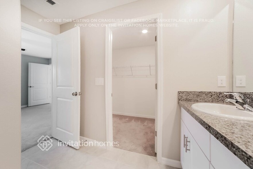 Building Photo - 15538 Colt Creek Pl