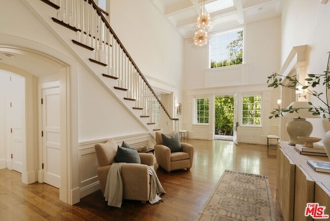 Building Photo - 2435 Mandeville Canyon Rd