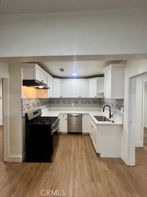 Building Photo - 580 W 21st St