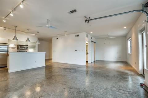 Building Photo - 1111 S Akard-33045