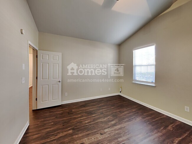 Building Photo - 1508 Woodberry Court