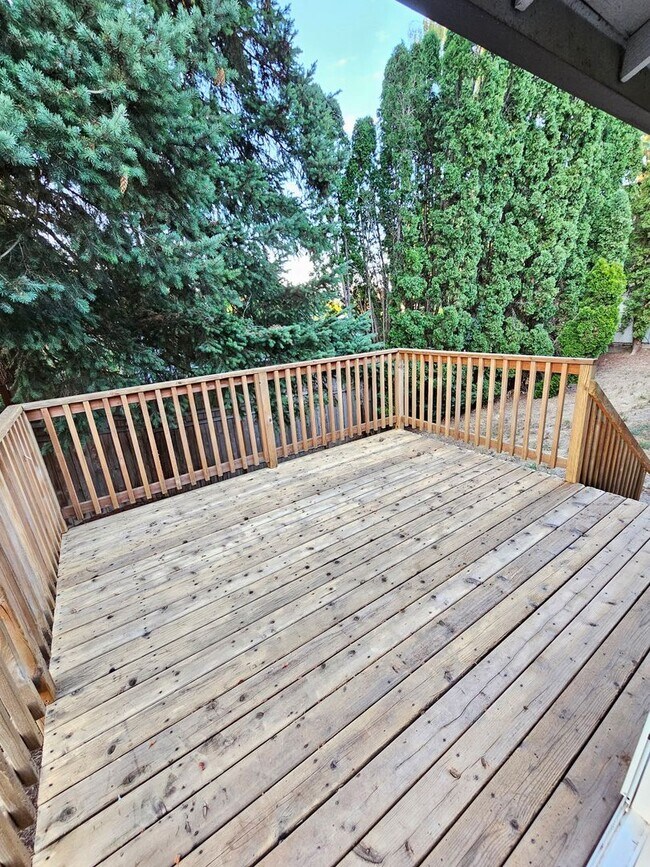 Building Photo - 8388 SW Lori Way