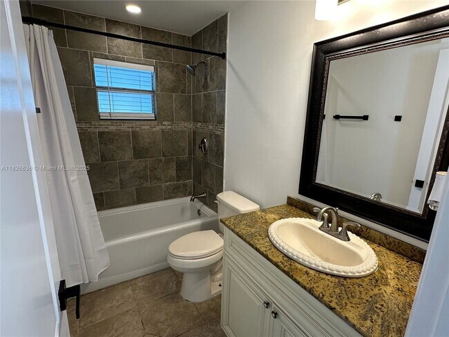 Building Photo - 4830 SW 41st Ave