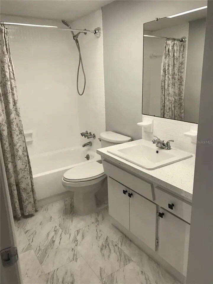 Building Photo - 1433 S Belcher Rd