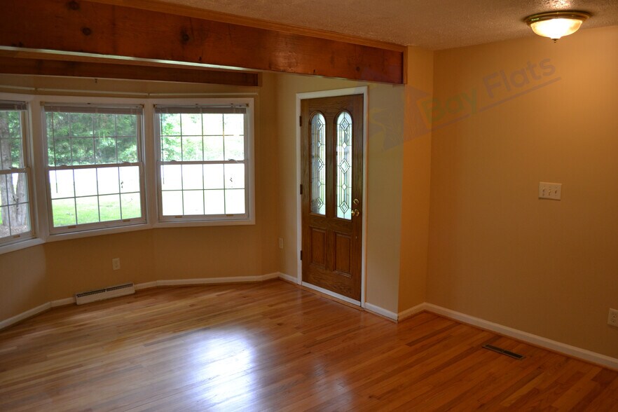 Building Photo - 20901 Hermanville Rd