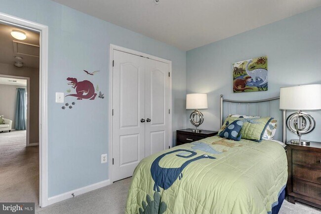 Building Photo - 8603 Crooked Tree Ln