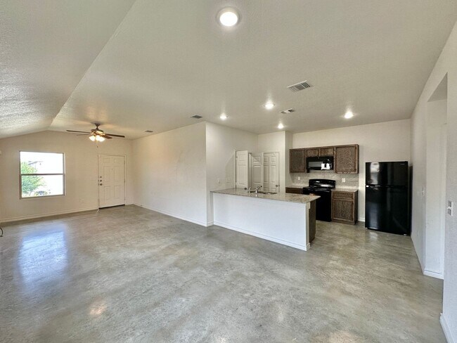 Building Photo - 5912 Harriet Tubman Ave