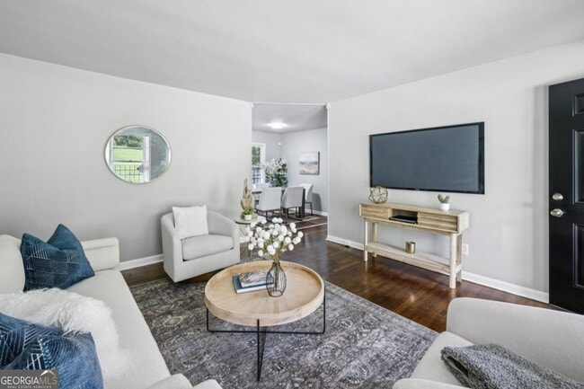 Building Photo - 3036 Will Rogers Pl SE