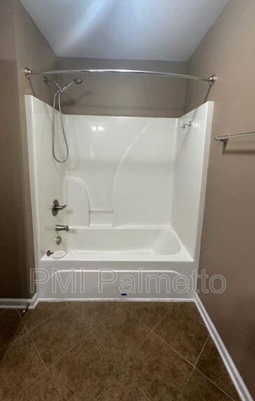 Building Photo - 348 Woodmill Cir