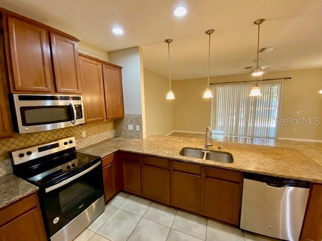 Building Photo - 13815 River Fish Ct