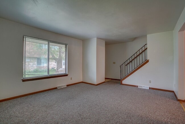 Building Photo - 5809 Balsam Rd