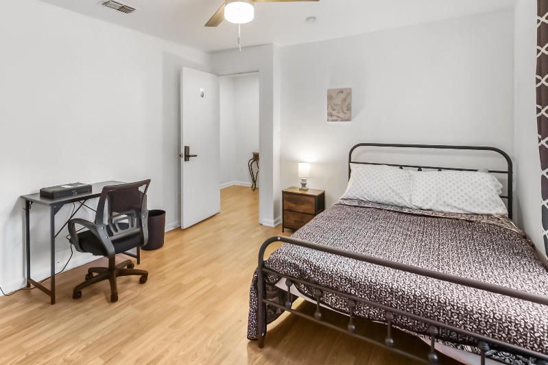 Building Photo - 2036 SW 69th Dr