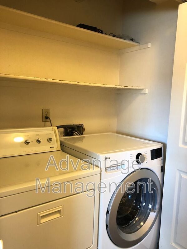 Building Photo - 2138 W 220 N