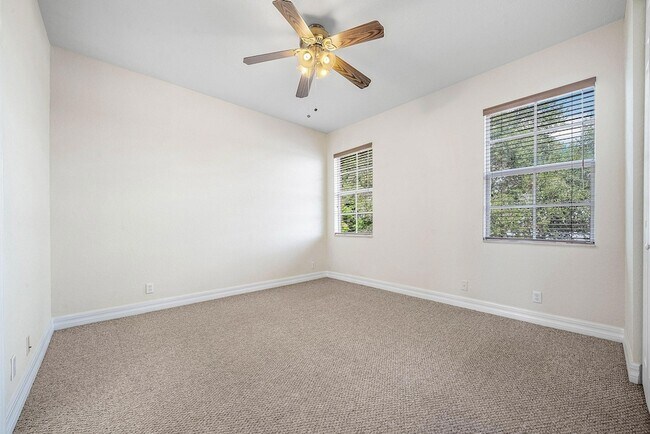 Building Photo - 3446 Princeton Dr