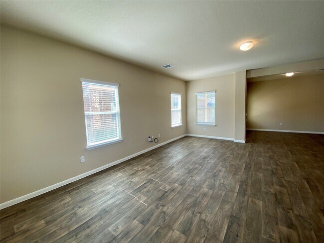 Building Photo - 3012 Tilmon Ln.