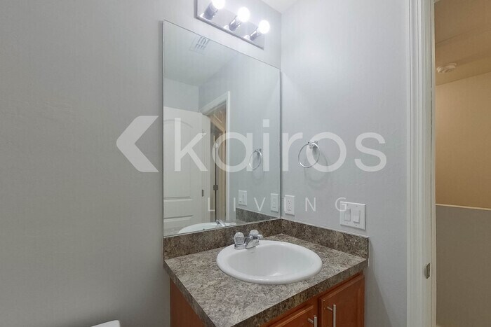 Building Photo - 3408 15th St SW