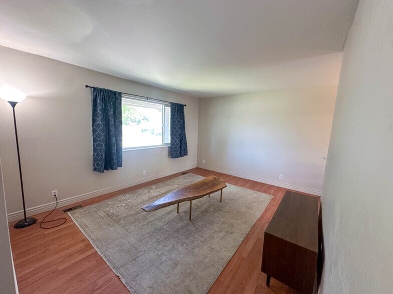 Building Photo - 9459 Quail Hollow Dr