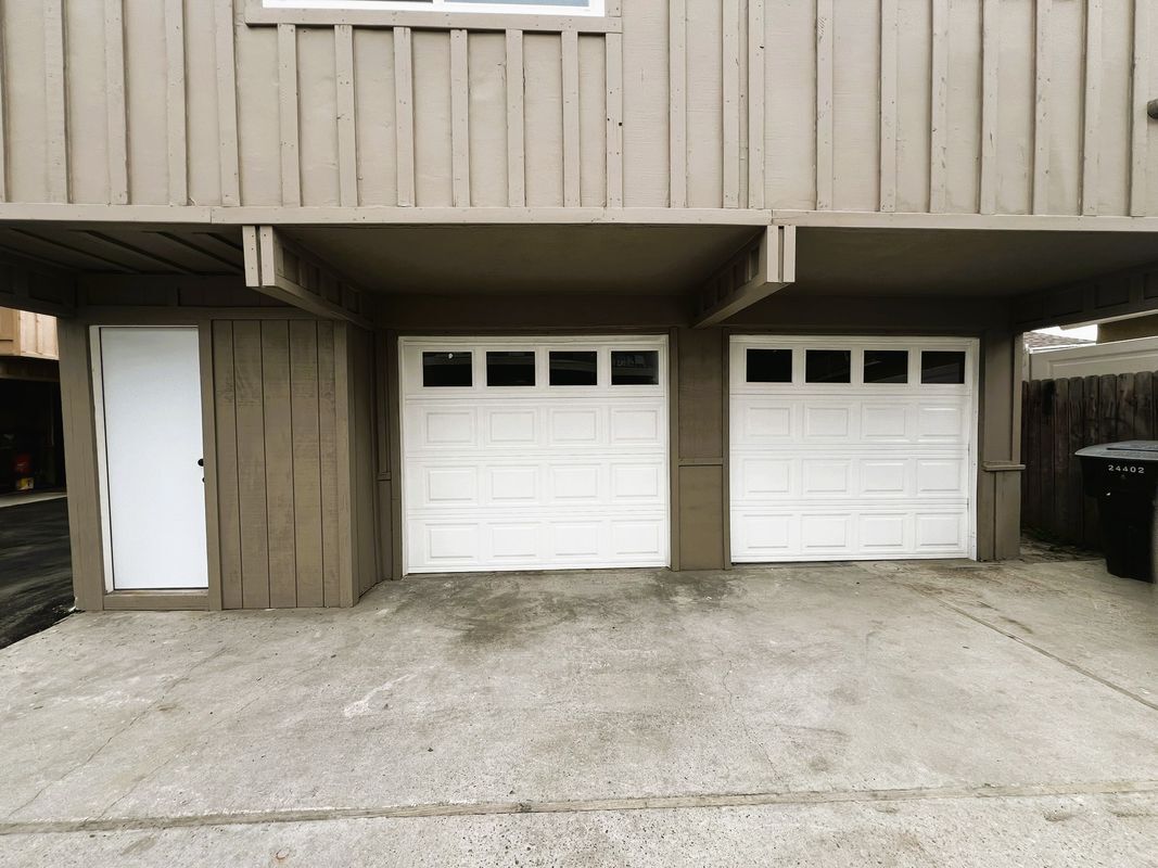 Building Photo - 13811 La Pat Pl
