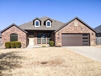 Building Photo - Stunning 4 Bed 2 Bath Home close to Elm Springs Walmart!