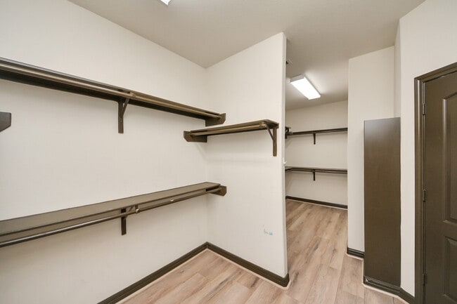 Building Photo - 26407 Wooded Hollow Ln