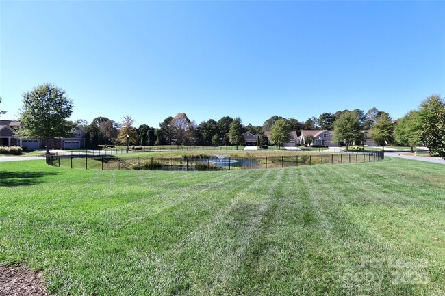 Building Photo - 115 Brawley Point Cir