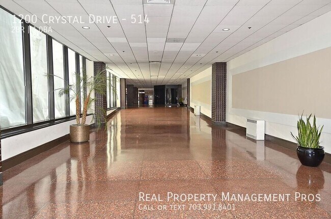 Building Photo - 1200 Crystal Dr