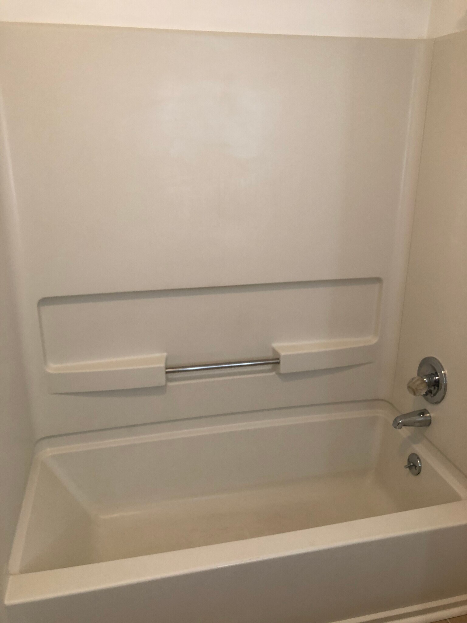 Building Photo - 3701 Cotswold Ter