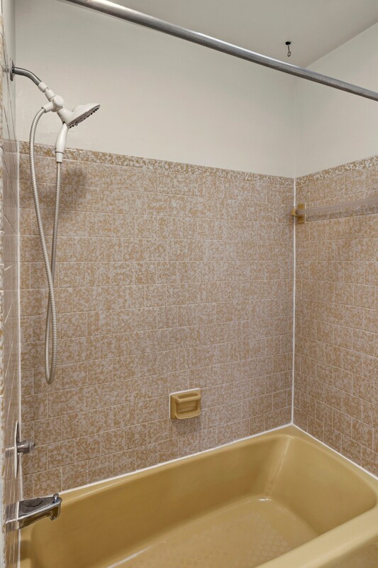 Building Photo - 770 Trenton Ave