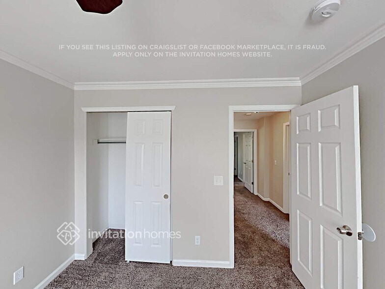 Building Photo - 3770 S Jebel Way